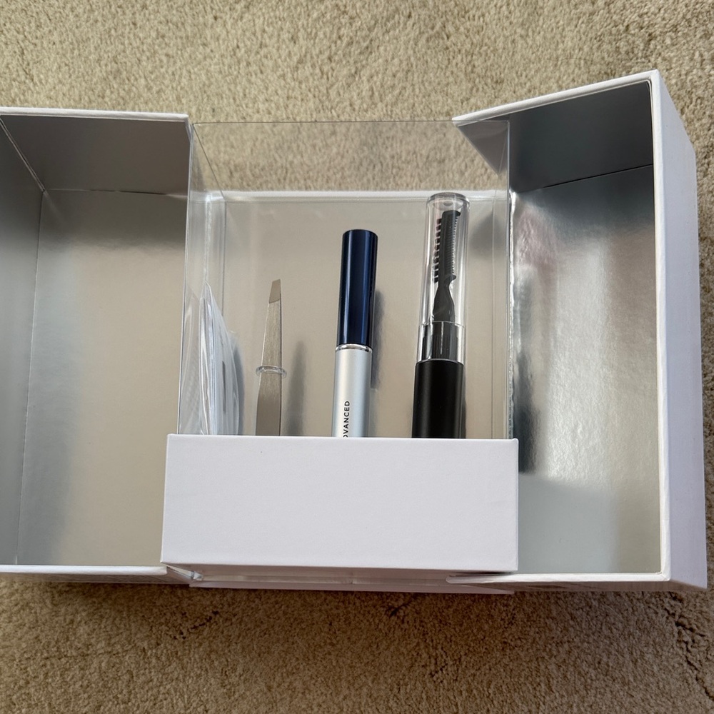 Recitalash Brow Wonders Collection - revitabrow advanced Gel & Tweezer - Picture 2 of 3